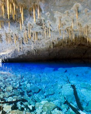 Gruta do Lago Azul