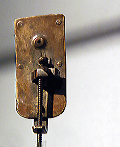 close-up of ancient microscope, Boerhaave Museum