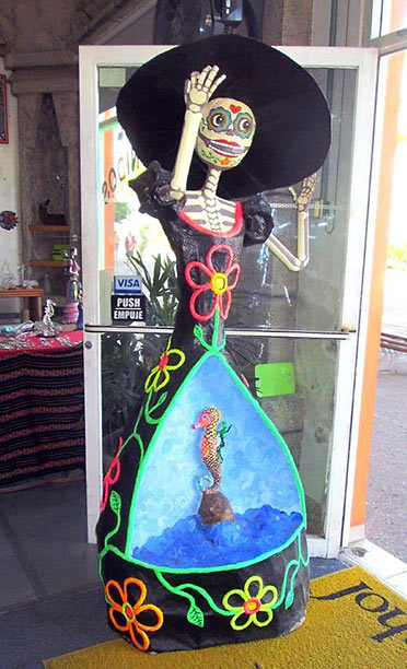 skeleton at a Puerto Vallarta shop