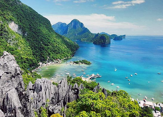 view of El Nido town and Bacuit Bay from Taraw Cliff