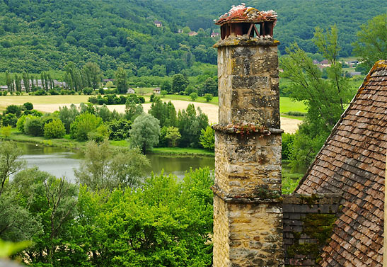 panoramic views of the Dordogne River valley from the Château de Beynac