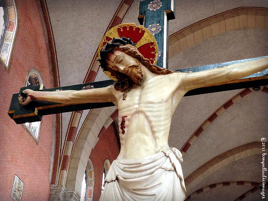 figure of the crucified Christ, il Duomo