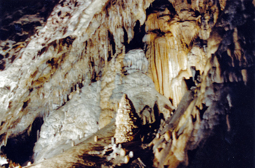 stalactites inside the HAN Grotto
