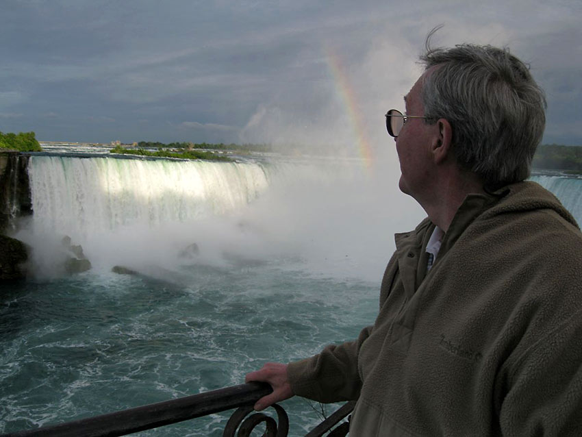 author at the Canadian side of Niagara Falls