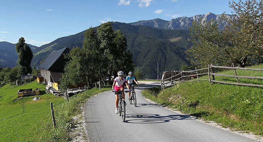 biking in Koroška