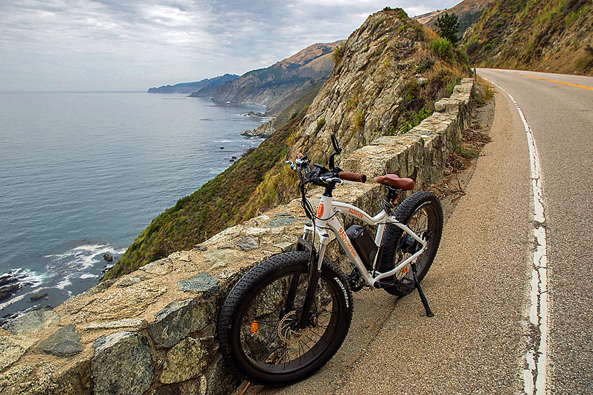 bike from Big Sur Adventures parked by Pacific Coast Highway
