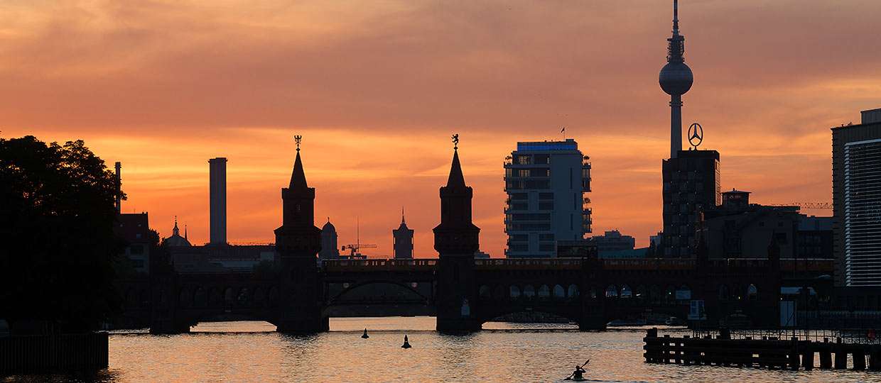 Oberbaum Bridge at sunset