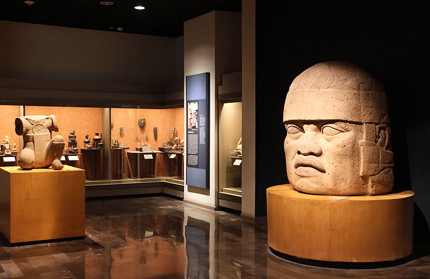 photo by Deb Roskamp the Museo Nacional de Antropologia