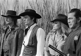 Charles Bronson, Ursula Andress, Toshirô Mifune and Alain Delon in Red Sun