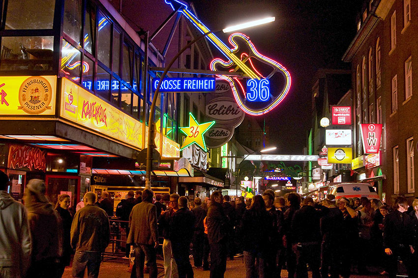Reeperbahn, Hambrug at night