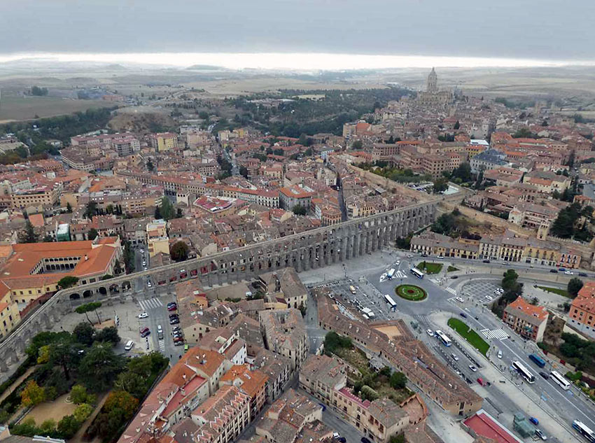 aerial view of the Segovia Aqueduct