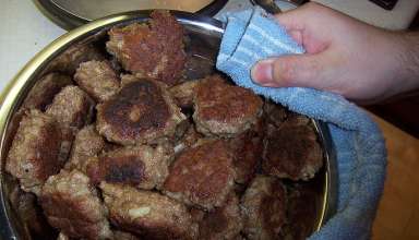 a batch of Frikadeller