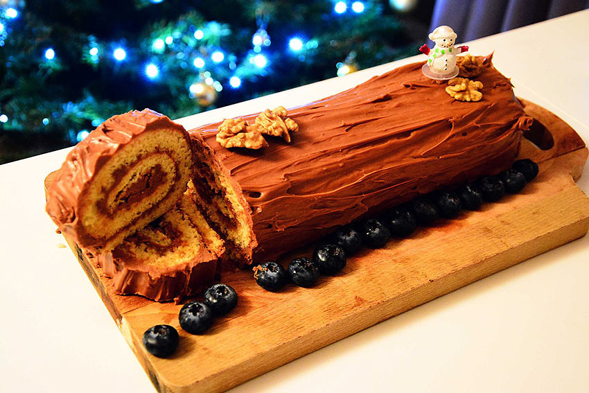 French Buche de Noel