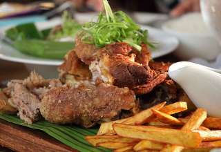 crispy pata, Filipino food